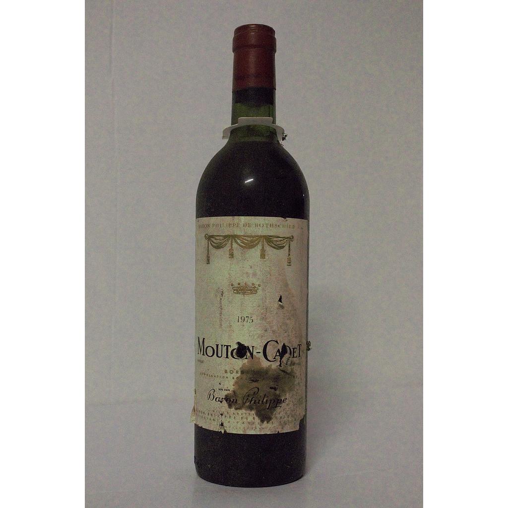 Mouton Cadet - Bordeaux - 1975 - 75cl